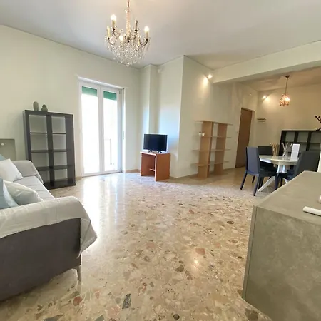 Vr - Residenza 2 Di Picche
